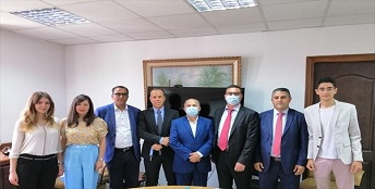 Cession de Shems FM - Signature d'un Acte de Cession entre Al Karama Holding et MAXULA Capital